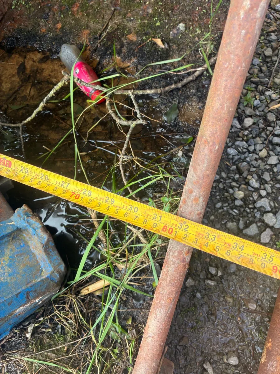 80mm hitch plus buckets - Image 3