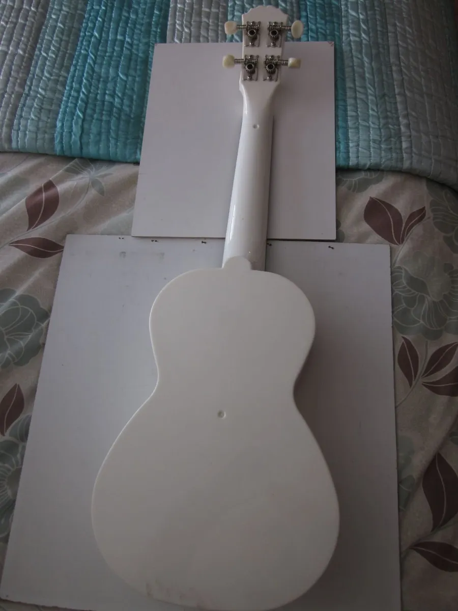 Brunswick Ukulele Concert ABS Ireland Tricolour - Image 2