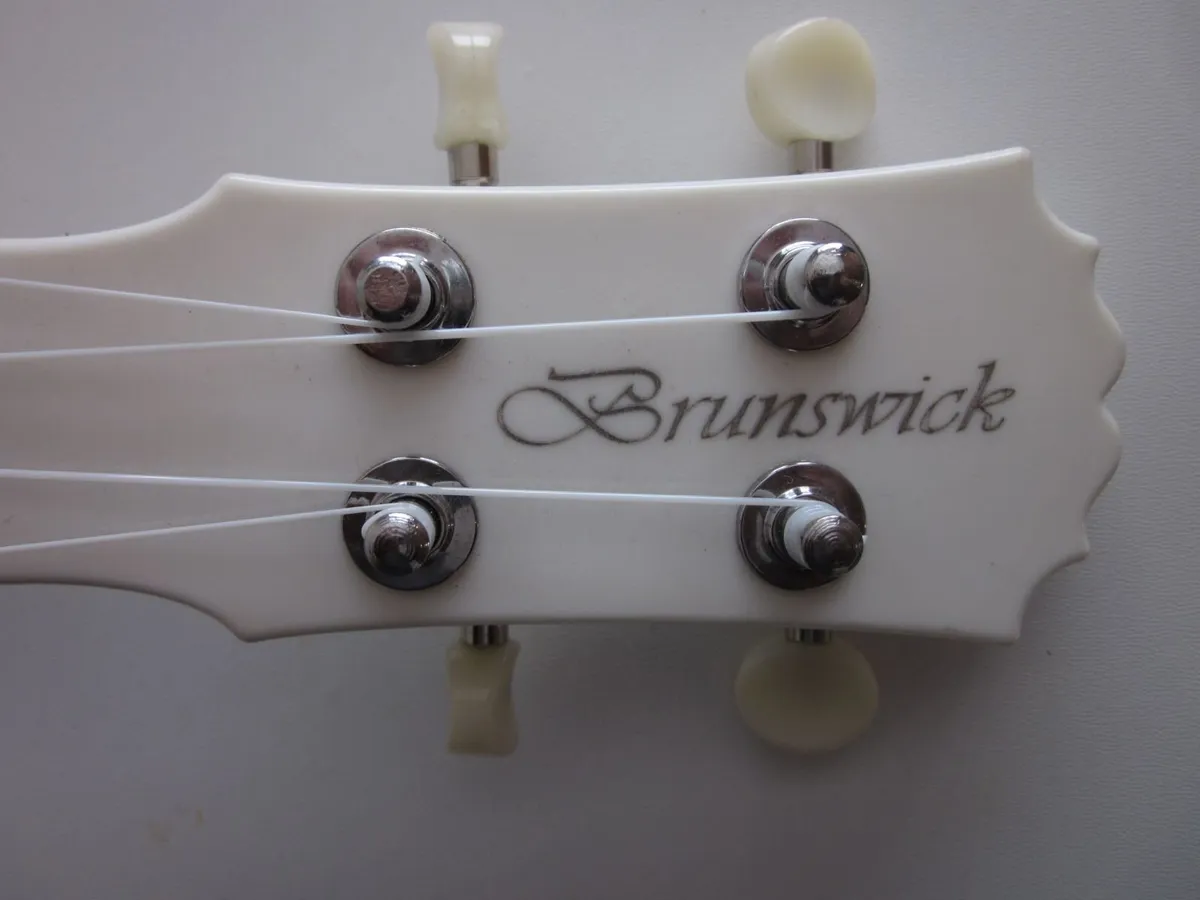 Brunswick Ukulele Concert ABS Ireland Tricolour - Image 3