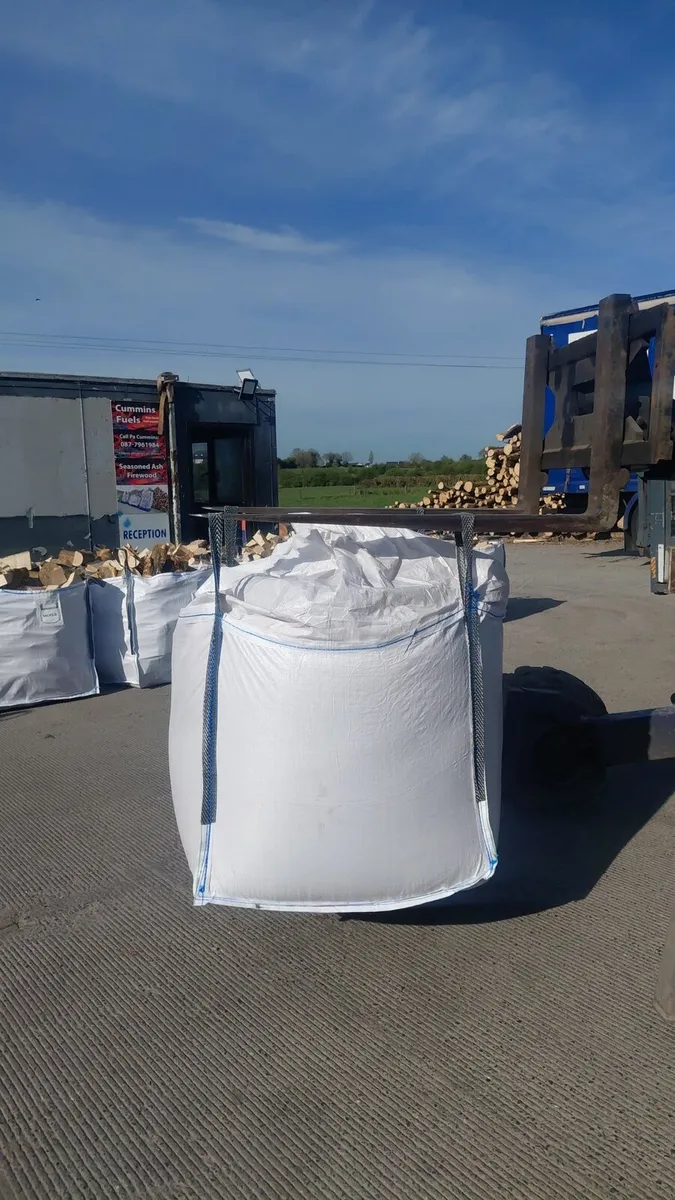 Dry Sawdust bulk bags 180kg - Image 3