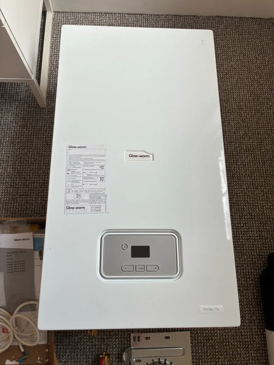 *NEW*Boiler Glow Worm 15s - Image 1