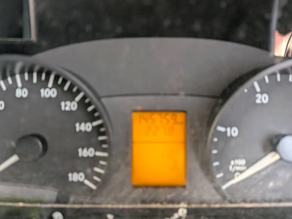Mercedez Benz Sprinter 2.2 engine - Image 4