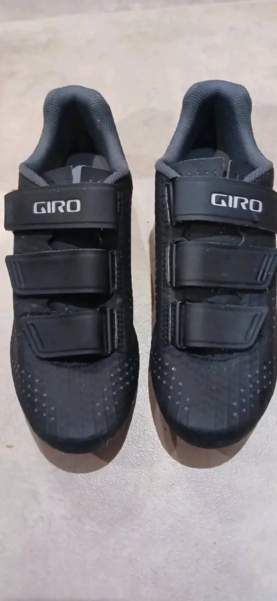 Ladies cycling shoes - Image 1