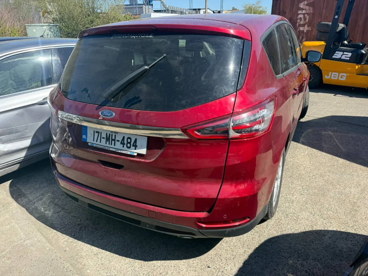 2017 Ford S-max 2.0d 7 Seater Damaged Repairable - Image 3