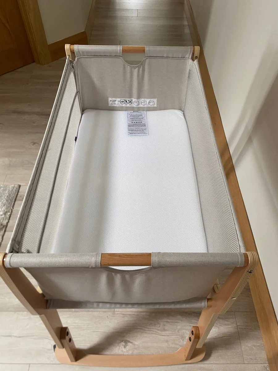 Baby snuz pod crib - Image 2