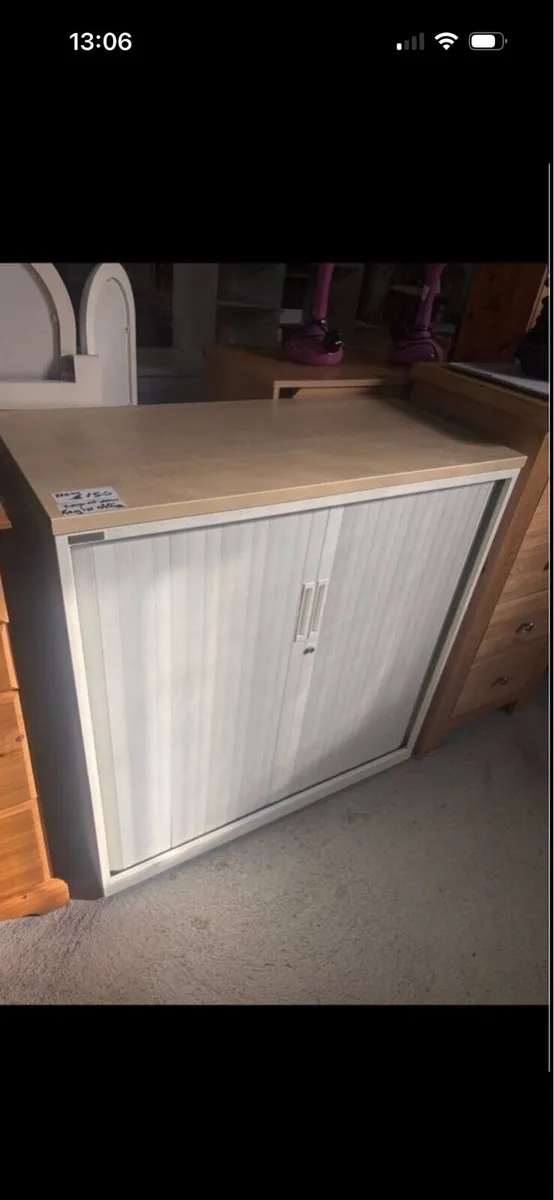 Office cabinet with key - Image 1