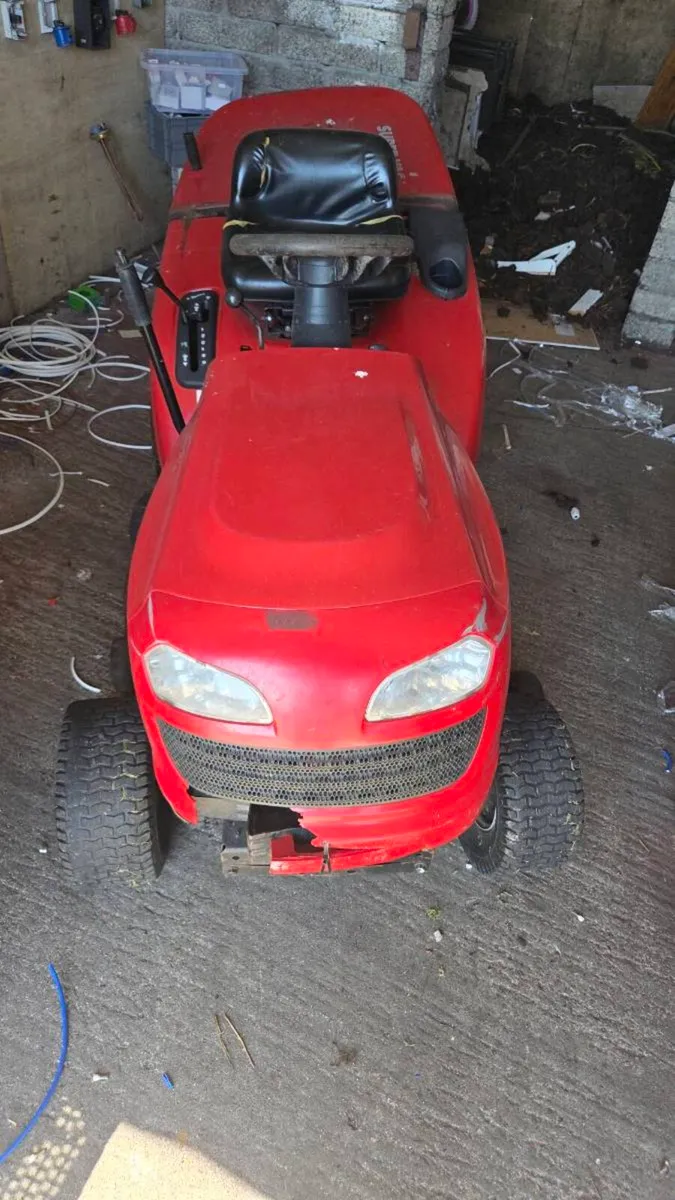 Ride on Mower - Image 4