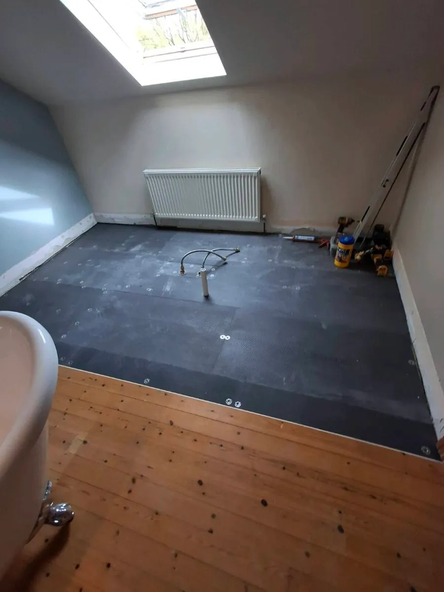 Bathroom renovations - Image 4