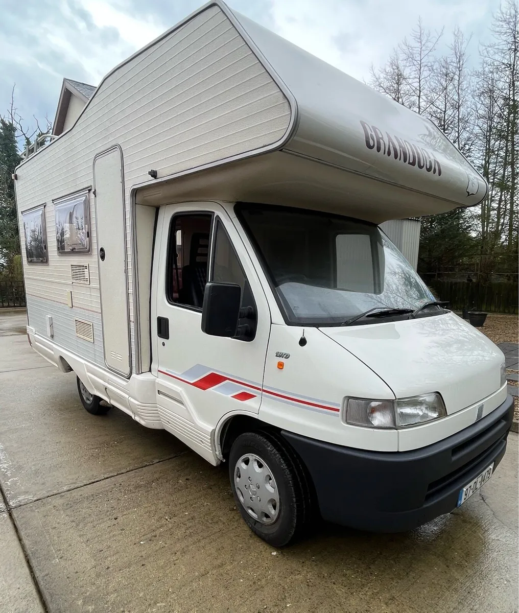 Motorhome - Image 2
