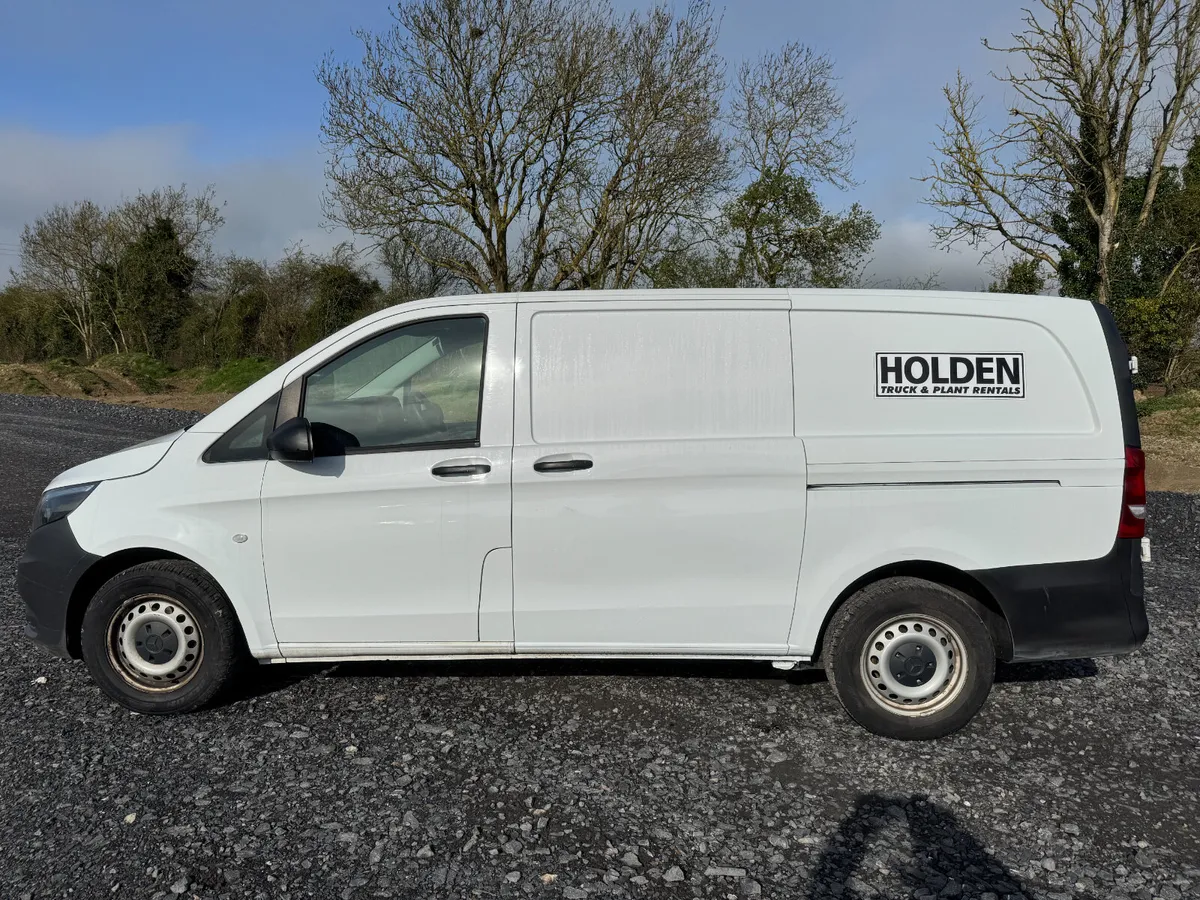 UNRESERVED 2022 MERCEDES VITO FOR AUCTION - NAAS - Image 2