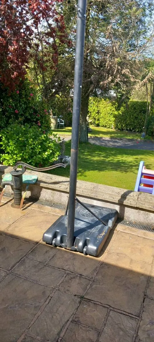 Basketball hoop and stand - Image 3