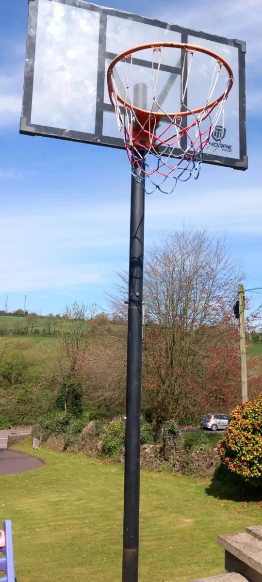 Basketball hoop and stand - Image 4
