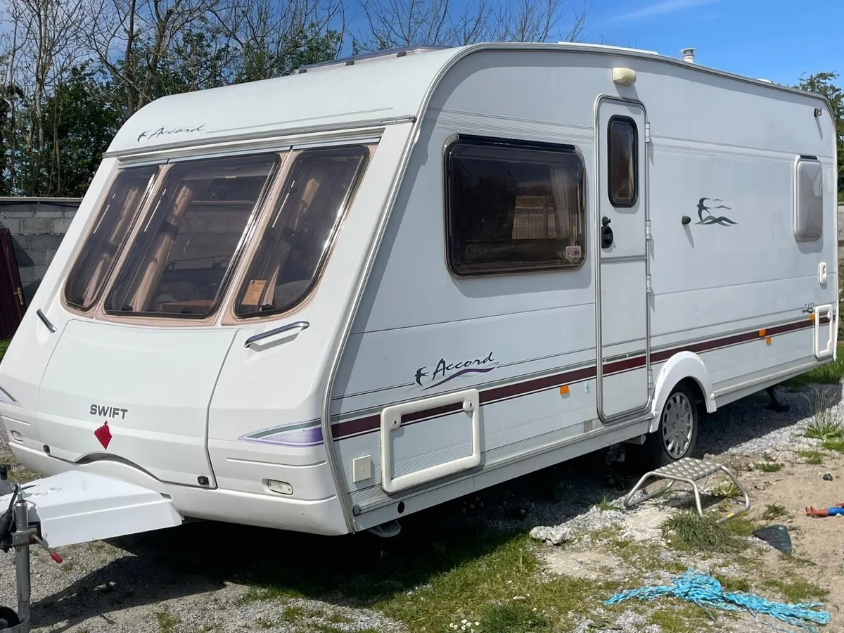 Swift accord caravan - Image 1