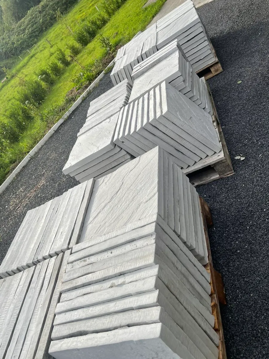 Yorkstone concrete paver 450mm sq - Image 1