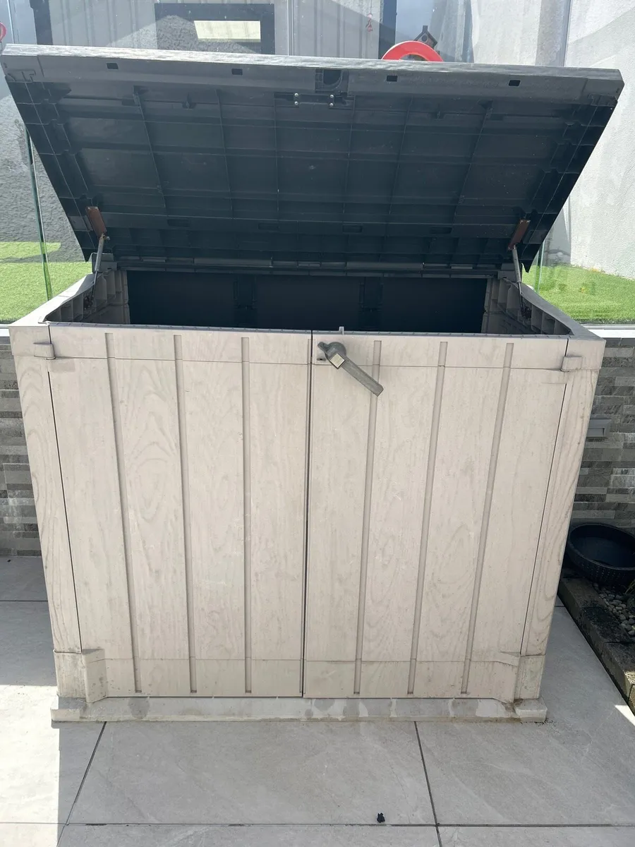 Garden storage unit - Image 4