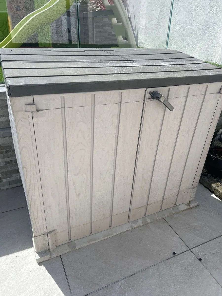 Garden storage unit - Image 1