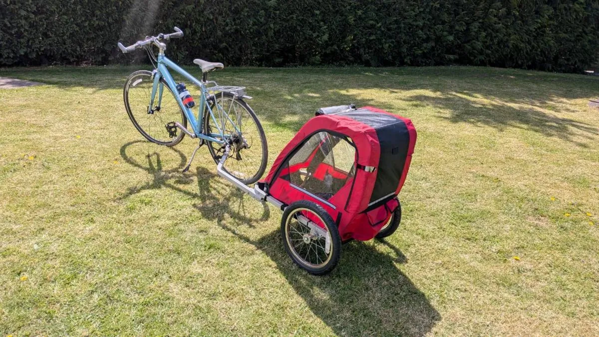 Halfords single toddler / child bike trailer - Image 2