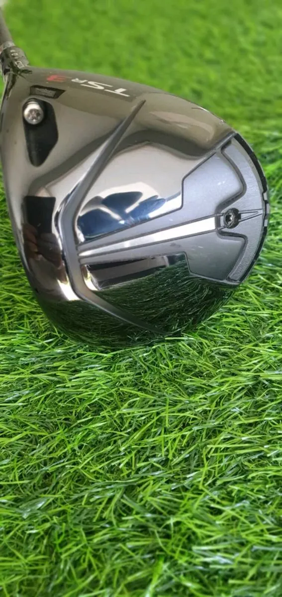 BRAND NEW TITLEIST TSR 3 DRIVER - Image 1