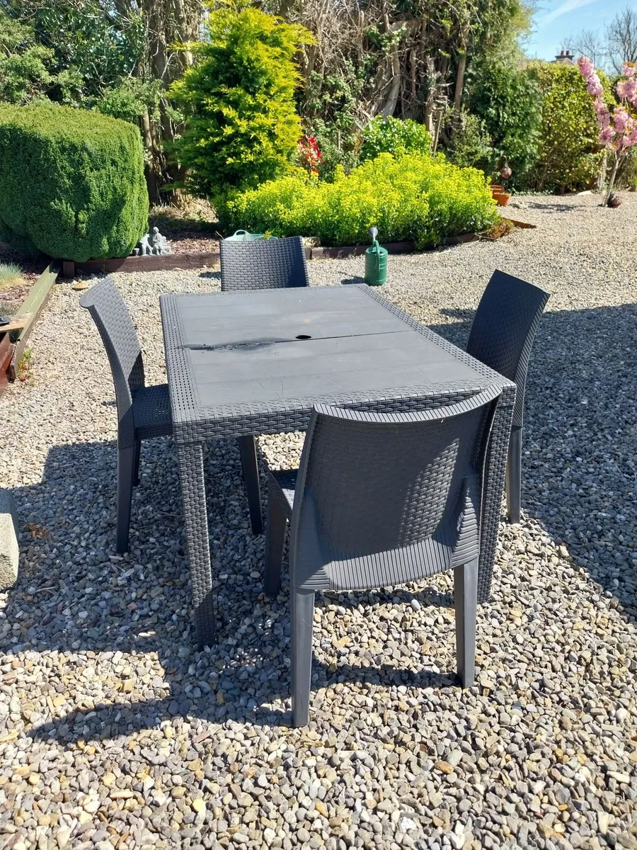 BBQ Table and Chairs - Image 1