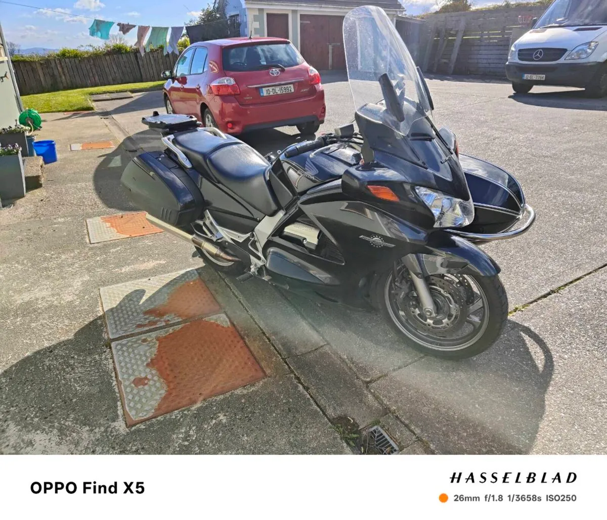 Motorcycle sidecar outfit - Image 2