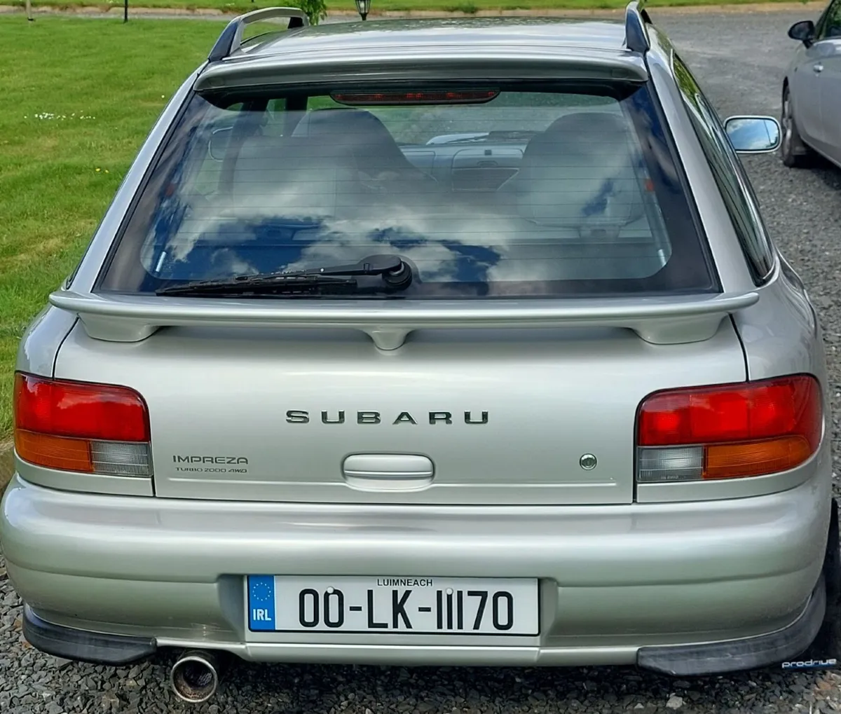 Subaru Impreza Turbo 2000 WR Sport - Image 4