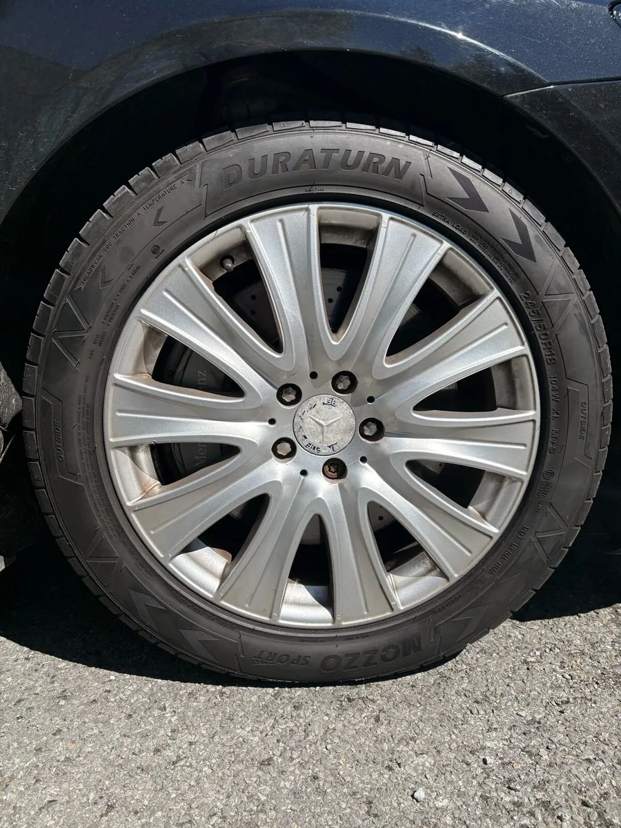 4 x Mercedes 18” Alloy Wheels with Tyres - Image 4