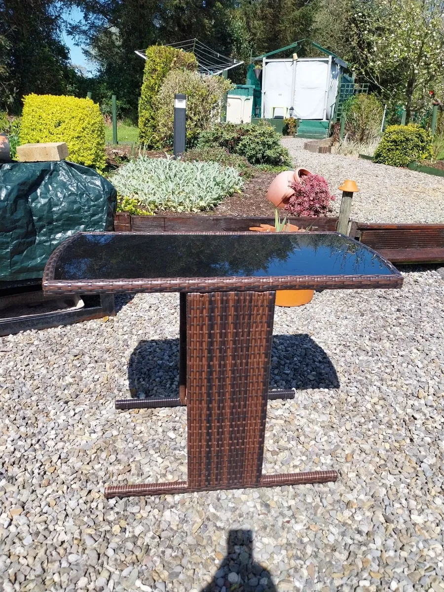 Garden Table - Image 2