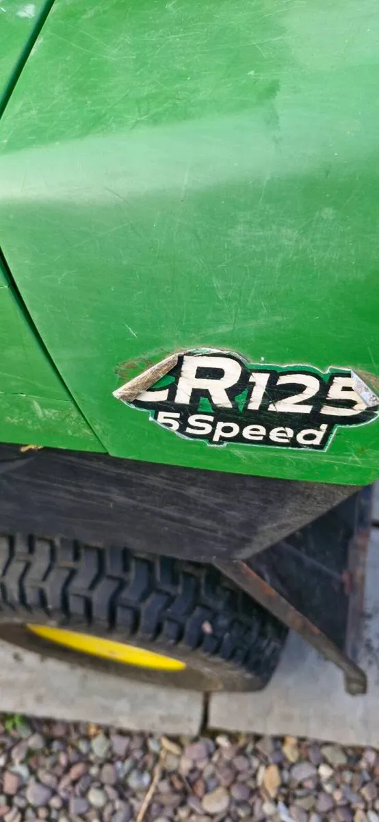 John derre mower - Image 3