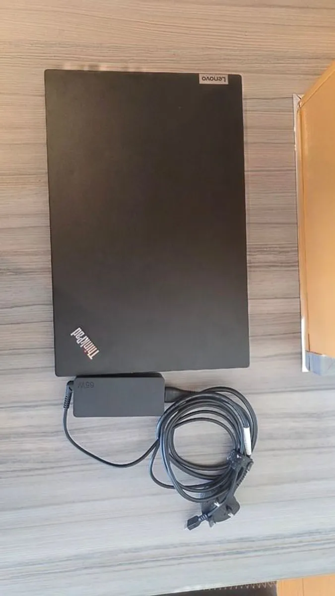 Lenovo ThinkPad E15 | i7  |16GB Ram | Win 11 Pro - Image 2