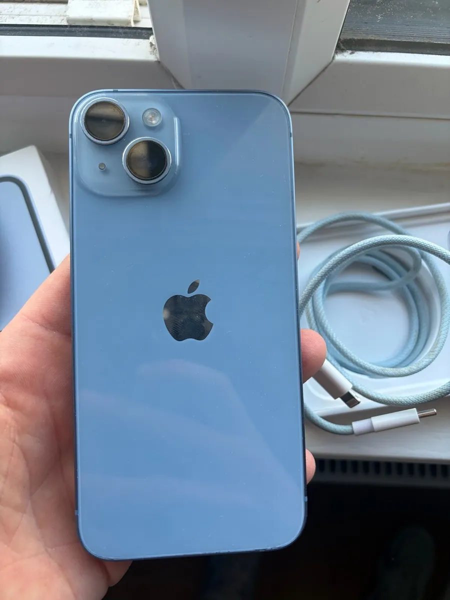 iPhone 14 unlocked - Image 2