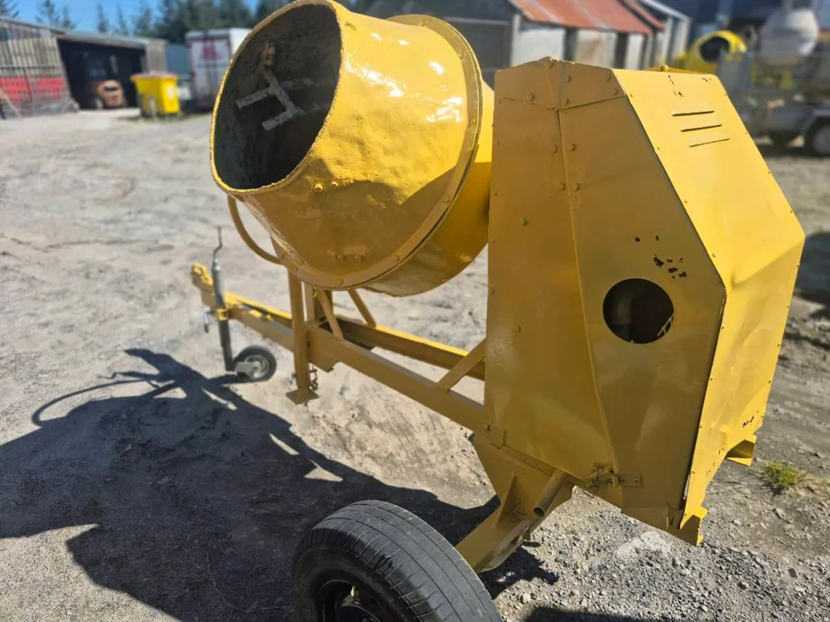 Benford diesel cement mixer - Image 2