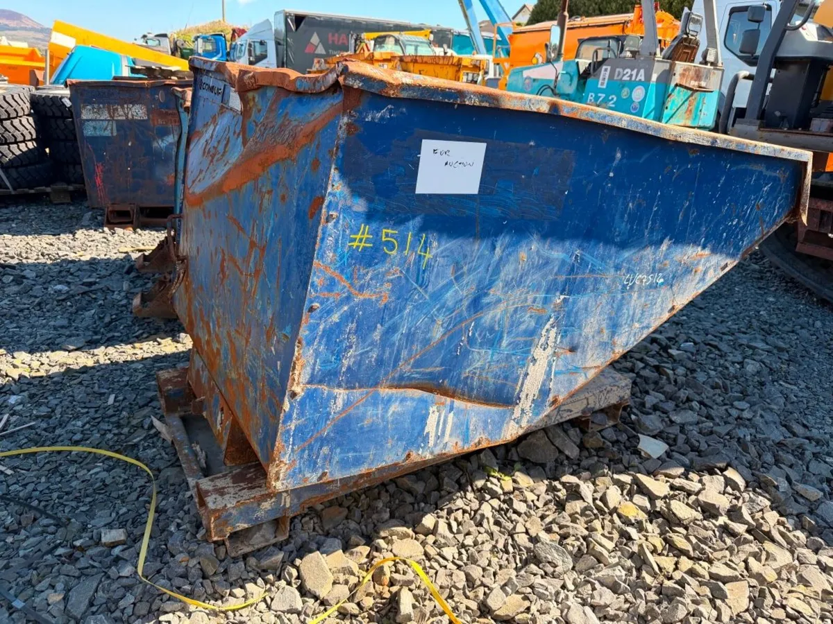 Tipping skip to suit forklift  missing handle - Image 1