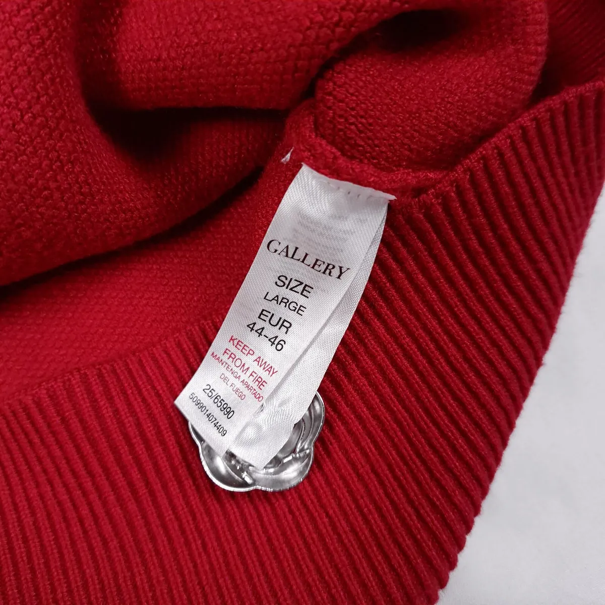 Dunnes Red Cardigan Floral Buttons 16UK/44EU - Image 4