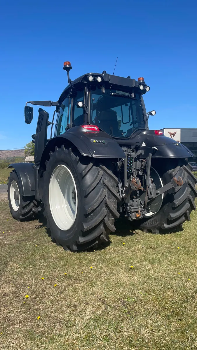 2024 Valtra T235 - Image 3
