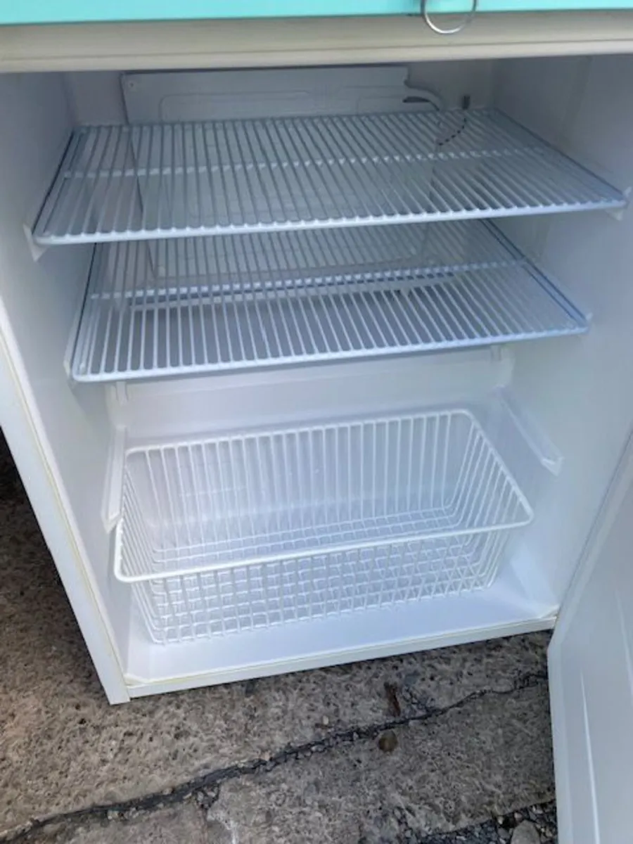 Laboratory Fridge - Medical Fridge - Used -X hire - Image 2