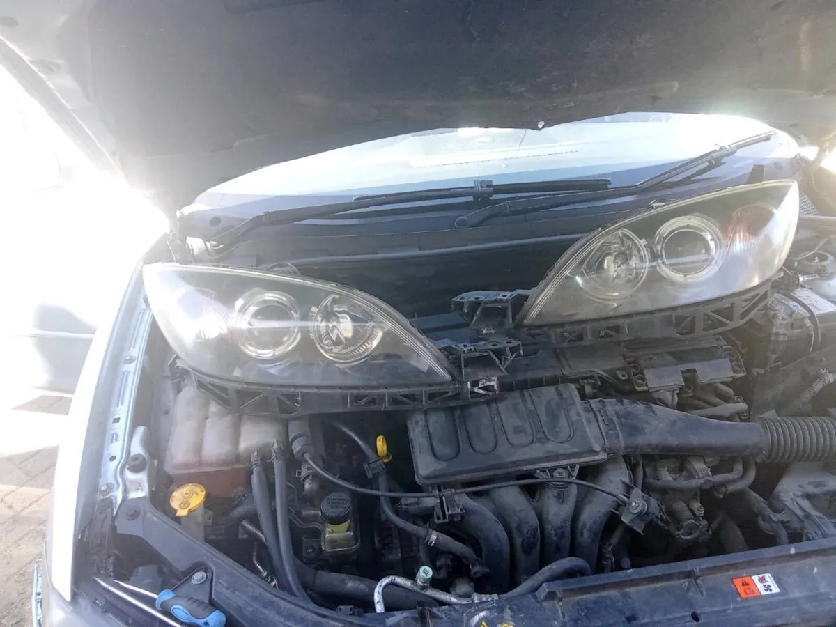 Mazda 3 headlights hatchback