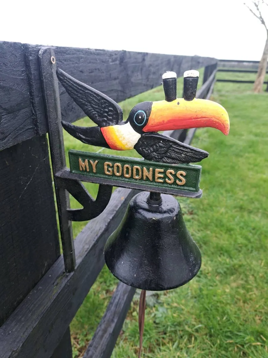 Guinness cast iron bell - Image 1