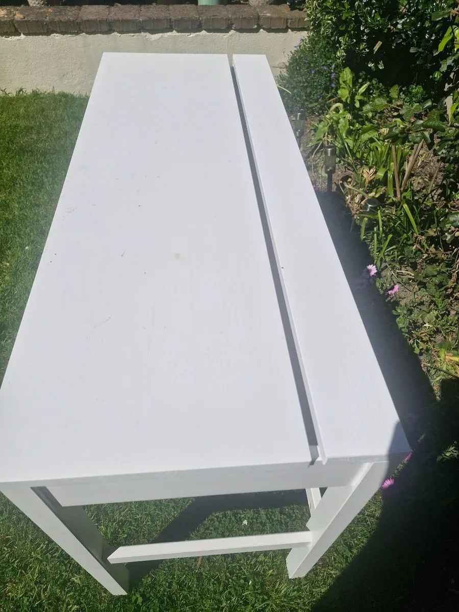 Study desk - Image 3