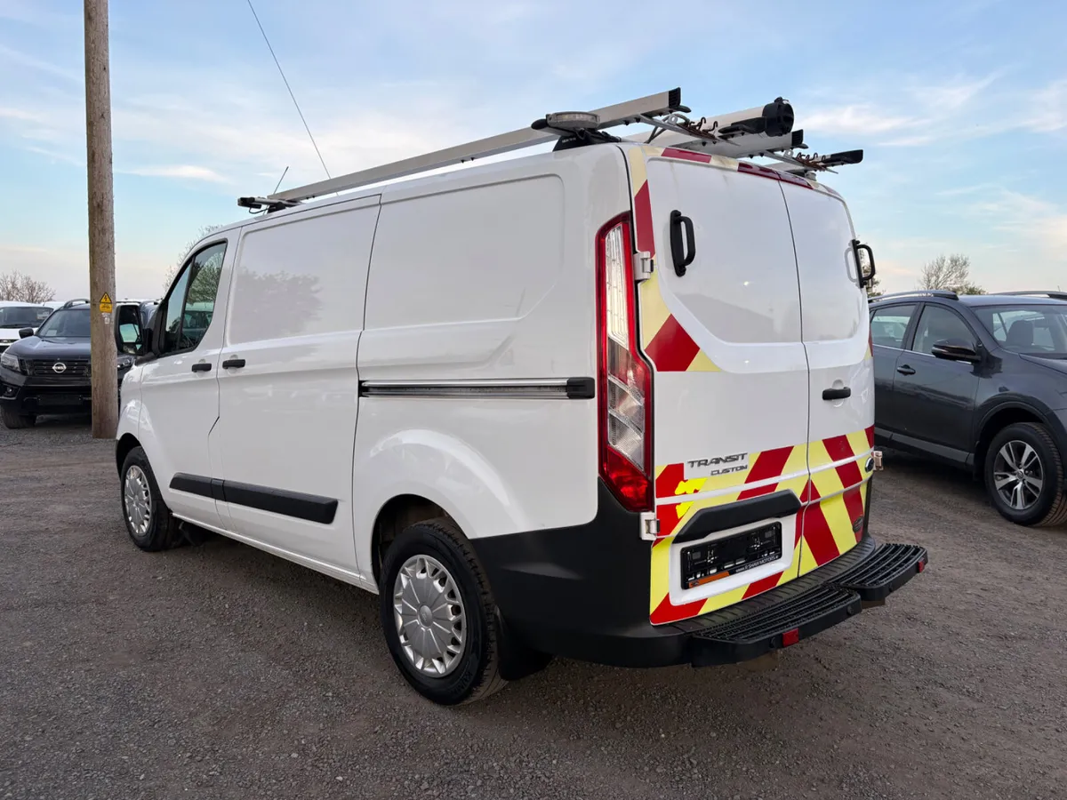 Ford Transit Custom 2.2 - Image 1