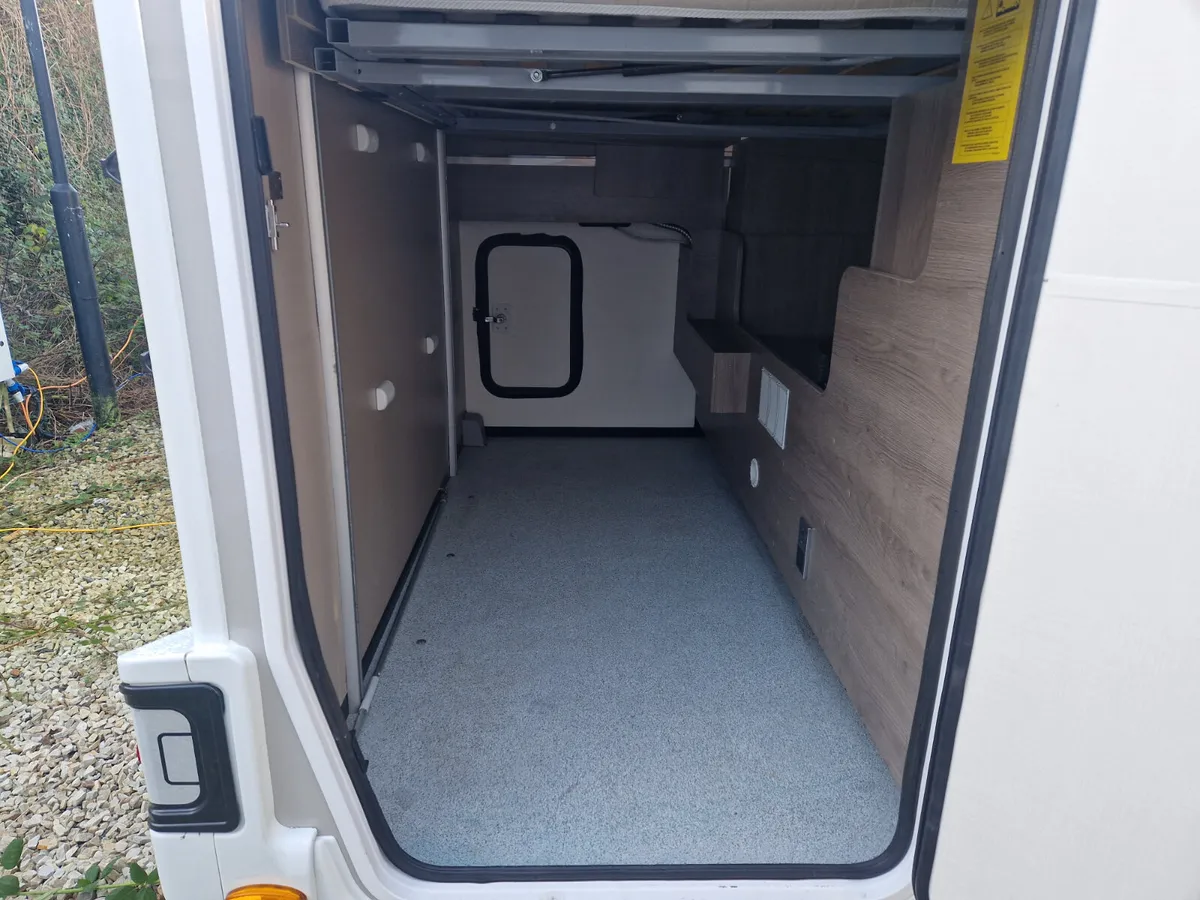 ROI REGISTERED 2019 Chausson 758 Auto Fixed Bed - Image 4