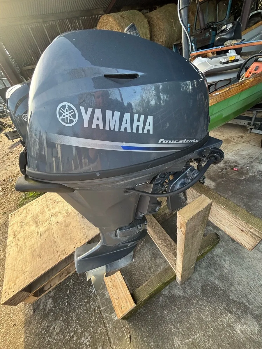 Boat engine - Image 1