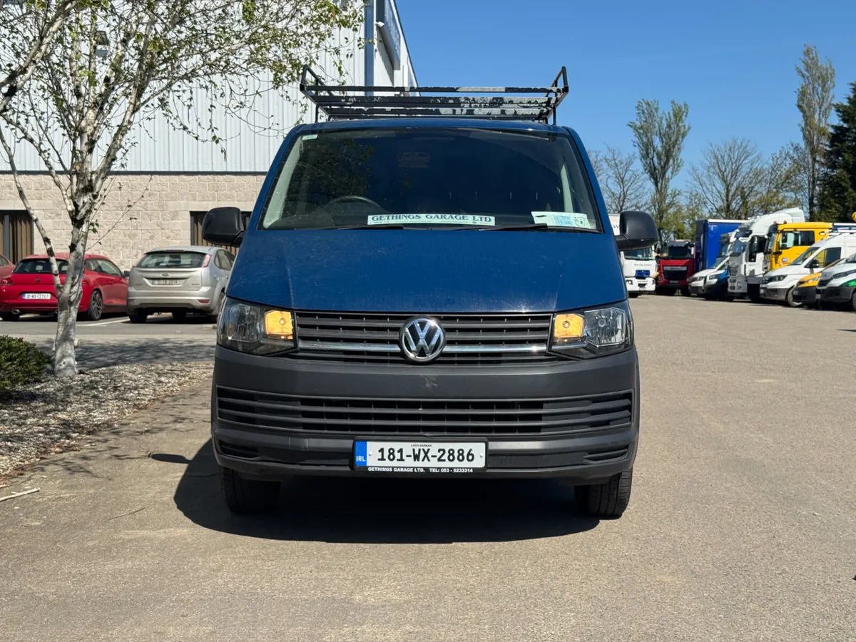 Volkswagen Transporter 2018 - Image 2