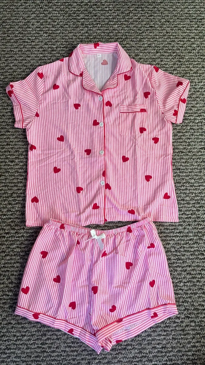 New pink pajamas - Image 1