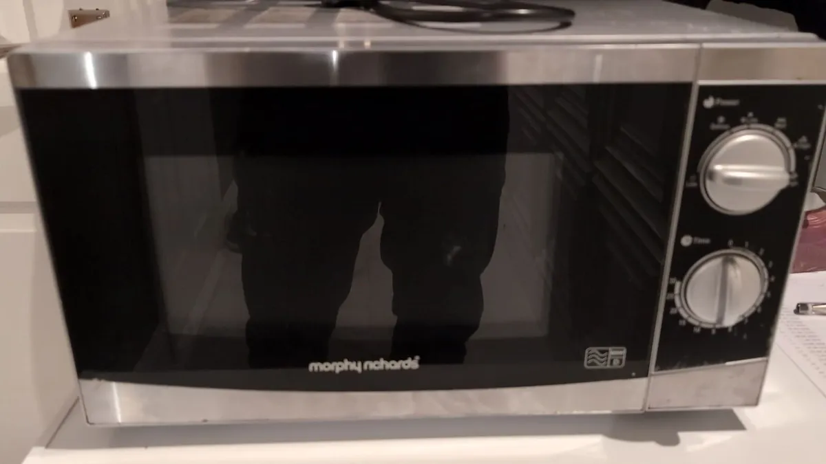 Free 20L 800W Microwave – Collecti Only - Image 3