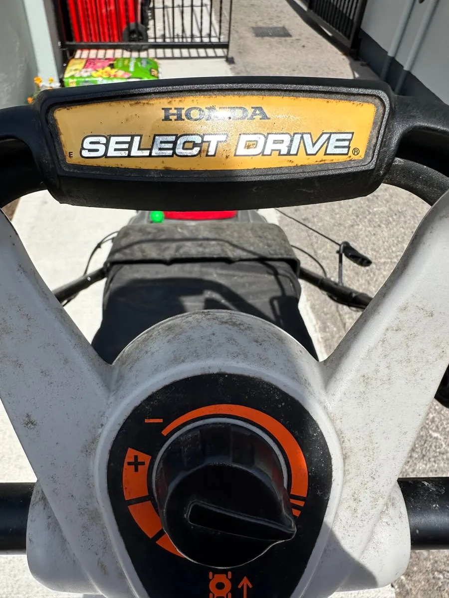 Honda Lawnmower - Image 2