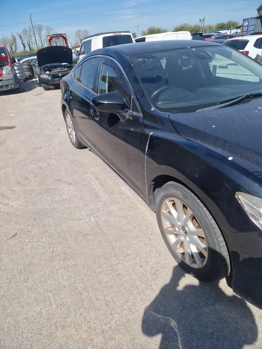 141 mazda 6 for breaking 2.2 diesel - Image 3