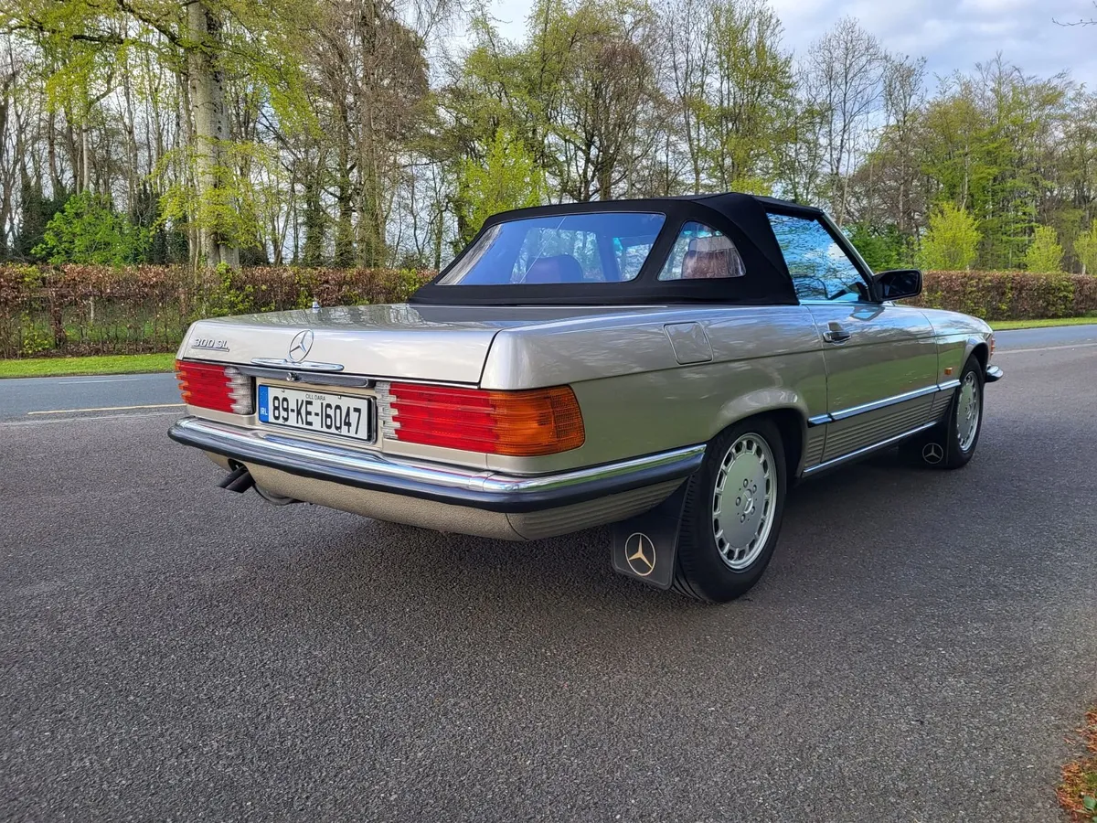 Mercedes-Benz 300 SL - Image 4