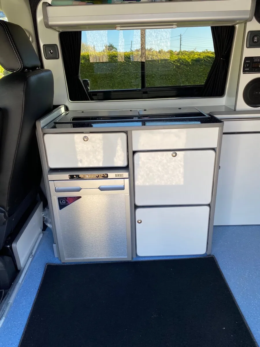 VW Transporter Campervan - Image 2