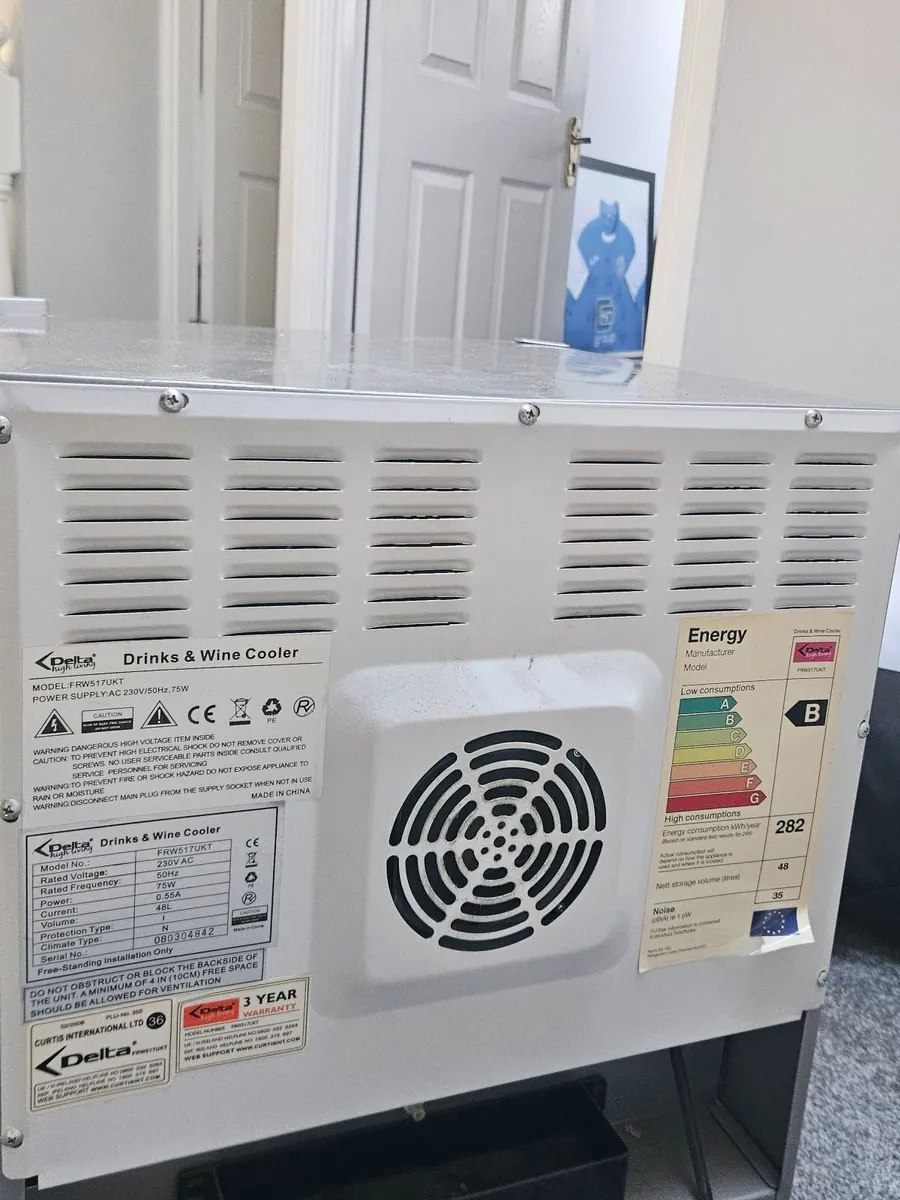 Drinks and Wine Cooler 48L - Image 3