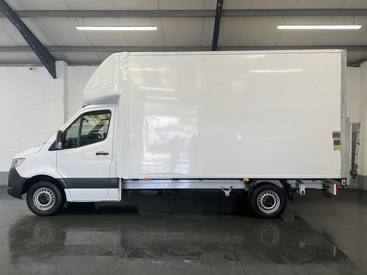 2018 Mercedes-Benz Sprinter Luton Box Van - Image 1